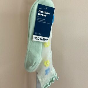 Old Navy Light Green and White Floral Socks